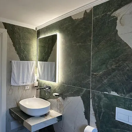 Apartment Eja 1 *