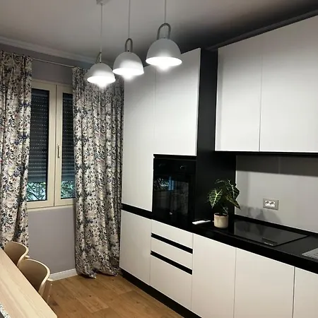 Eja 1 Apartment *
